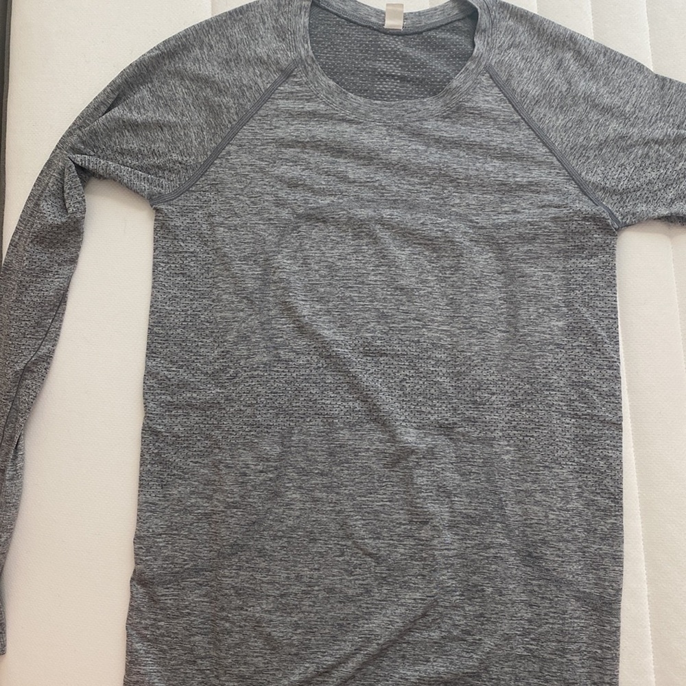 Lululemon Gray Swiftly Tech Long Sleeves - image 2